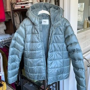 Artitzia TNA Little Puff jacket Womens